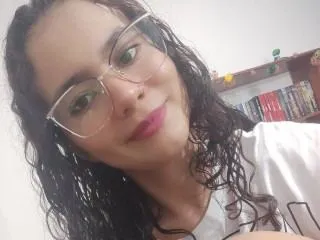 Live sex webcam photo for SuzzieV #6293255