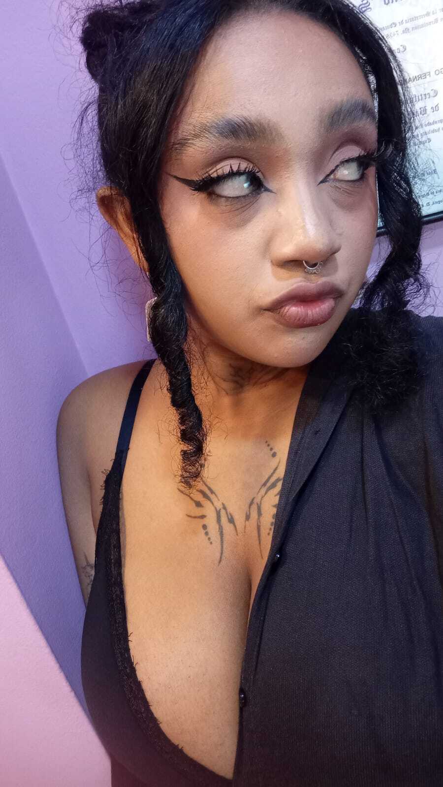 Live sex webcam photo for NovaSwan #7784037