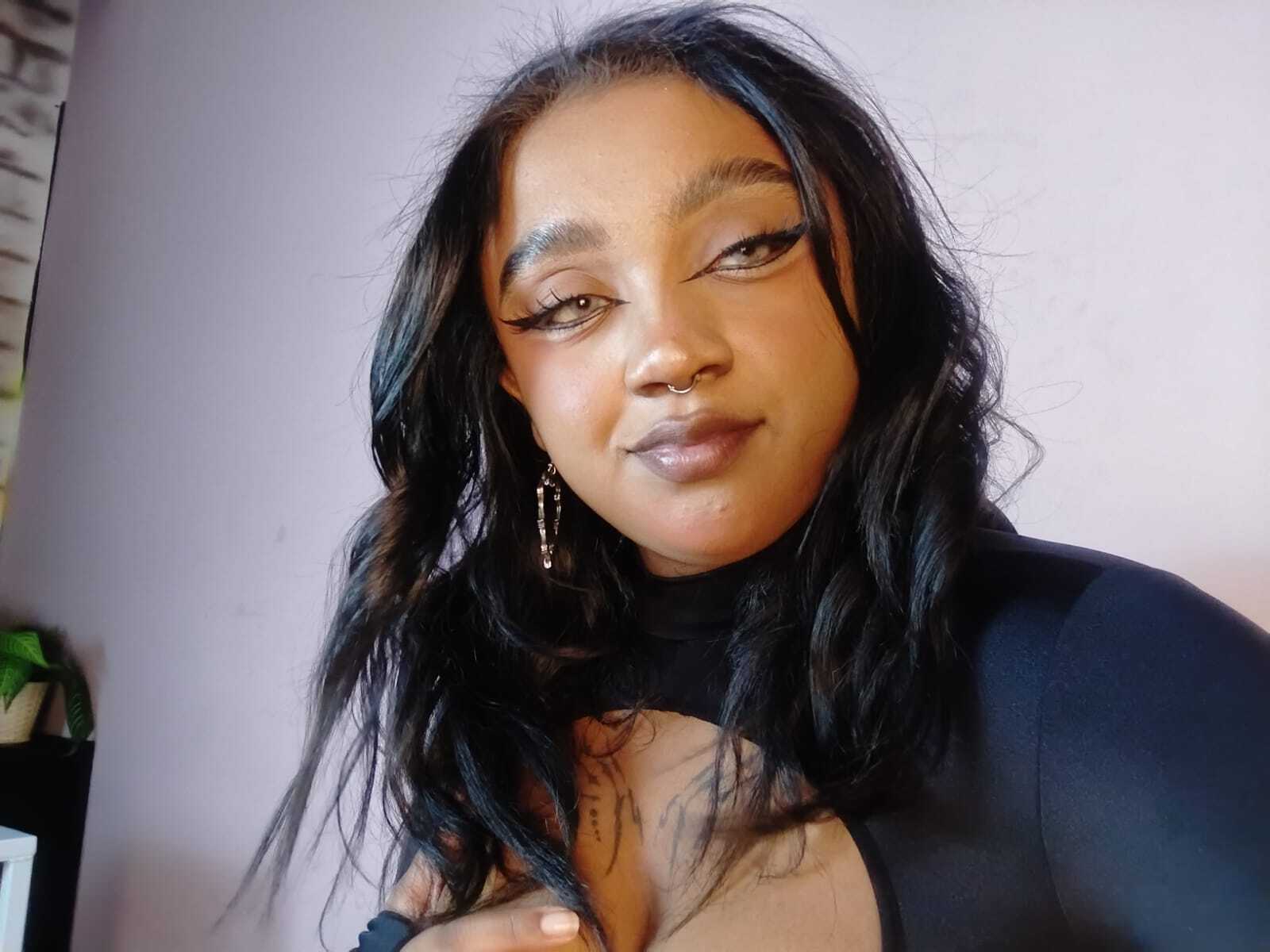 Live sex webcam photo for NovaSwan #7784106