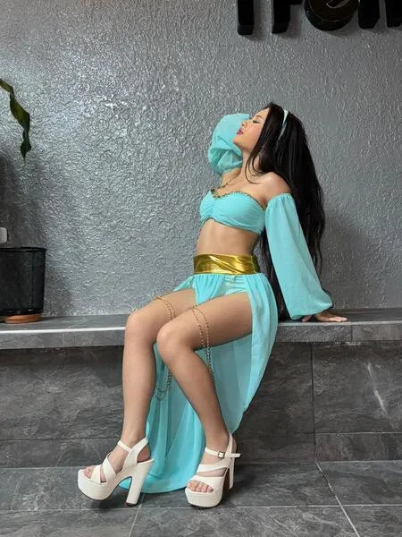 Live sex webcam photo for DhapneMiller #6326977