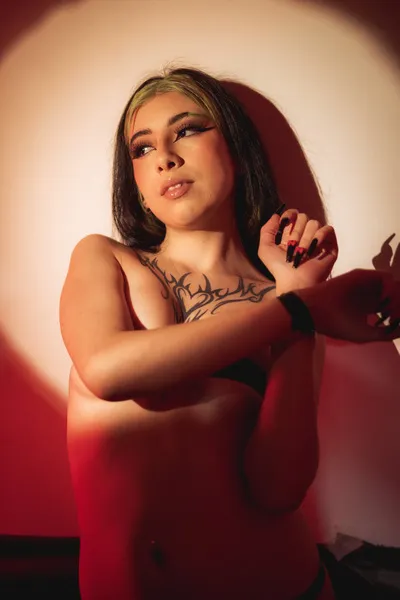 Live sex webcam photo for RaquelLopez #6340798