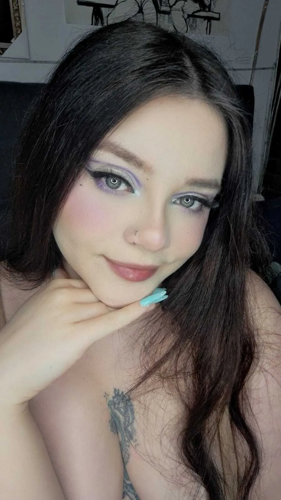 Live sex webcam photo for issabellrovertss #7335345