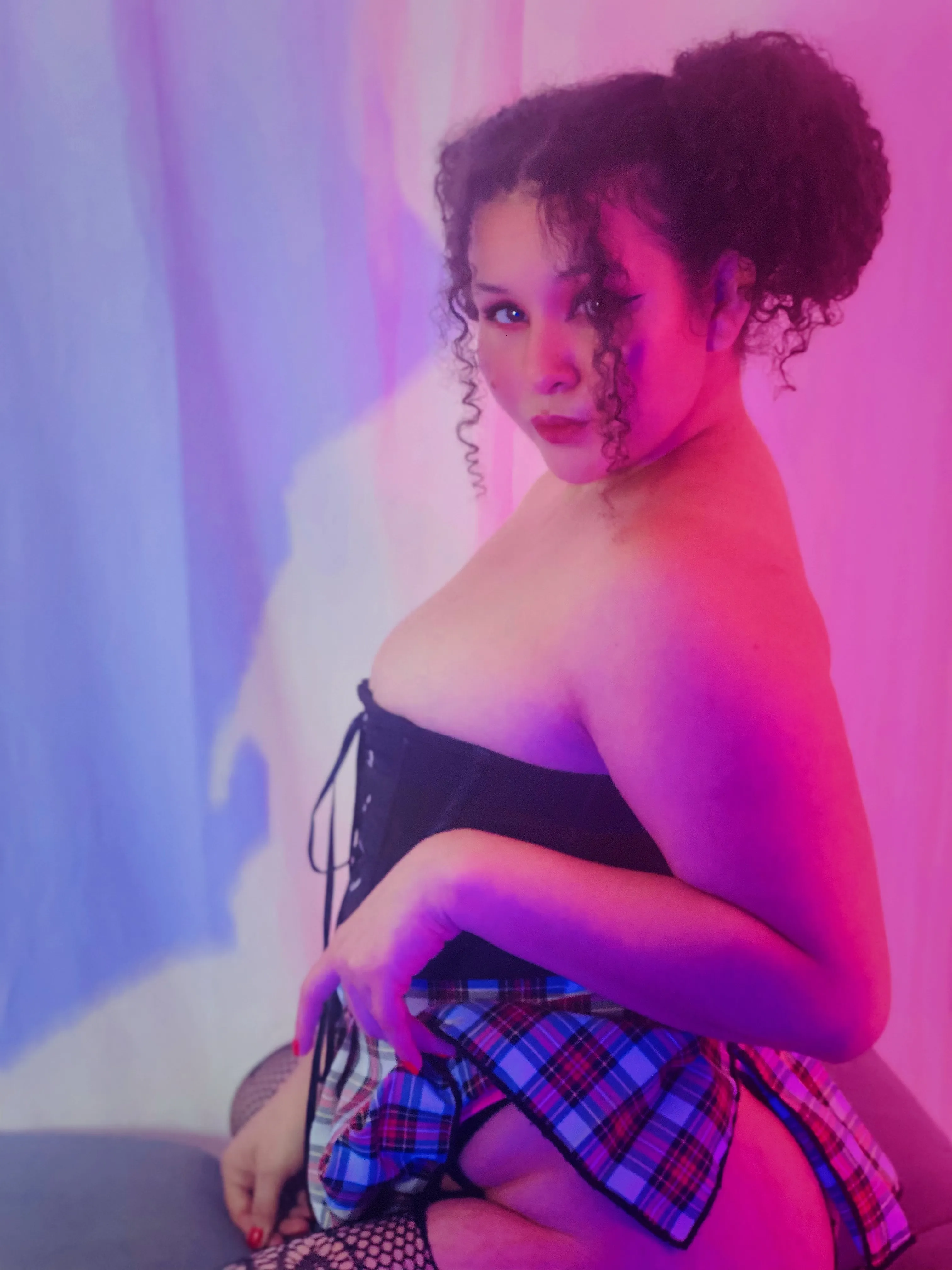 Live sex webcam photo for AlaeBigAss #7806845