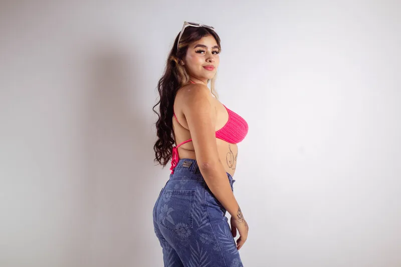 Live sex webcam photo for SophieMartini #6311202