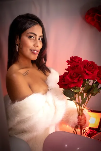 Live sex webcam photo for AlessiaCoxx #6561725