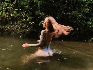 Live sex webcam photo for VicktoriaLou #8117893