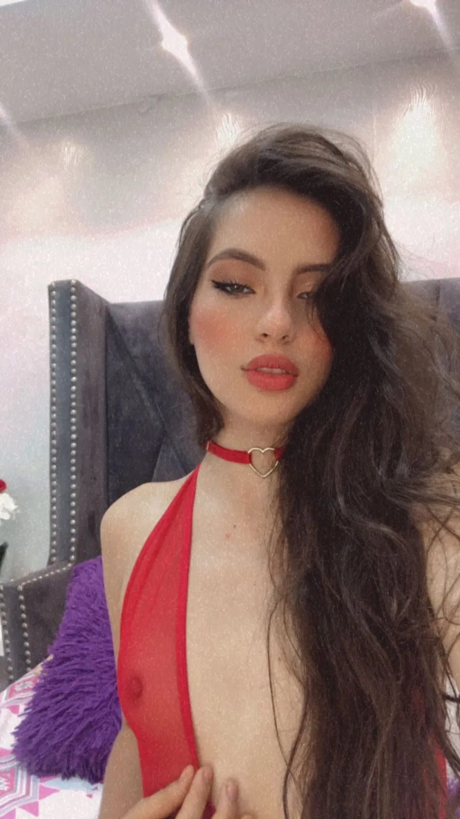 Live sex webcam photo for Greta_Petite #6339127