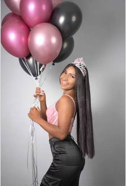 Live sex webcam photo for sophiebrunette #6296766