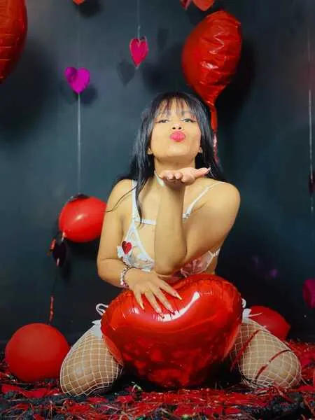 Live sex webcam photo for AmberAsss #6897365