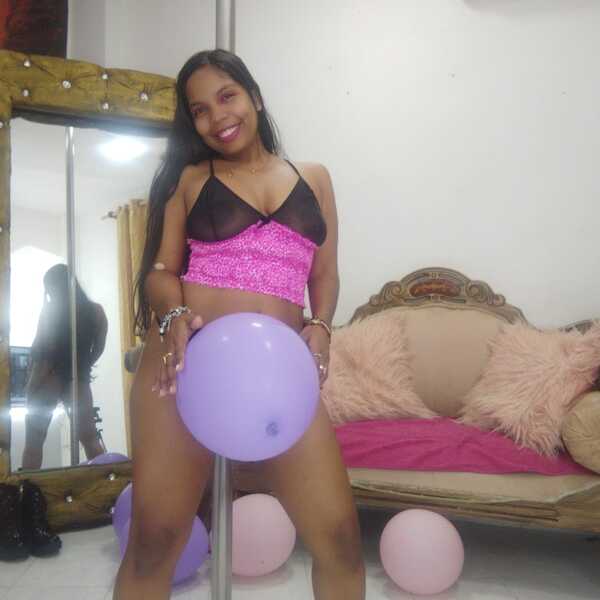 Live sex webcam photo for NatsukiParky #6329314