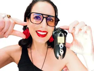 Live sex webcam photo for MistressBlackMoonLilith #8570640