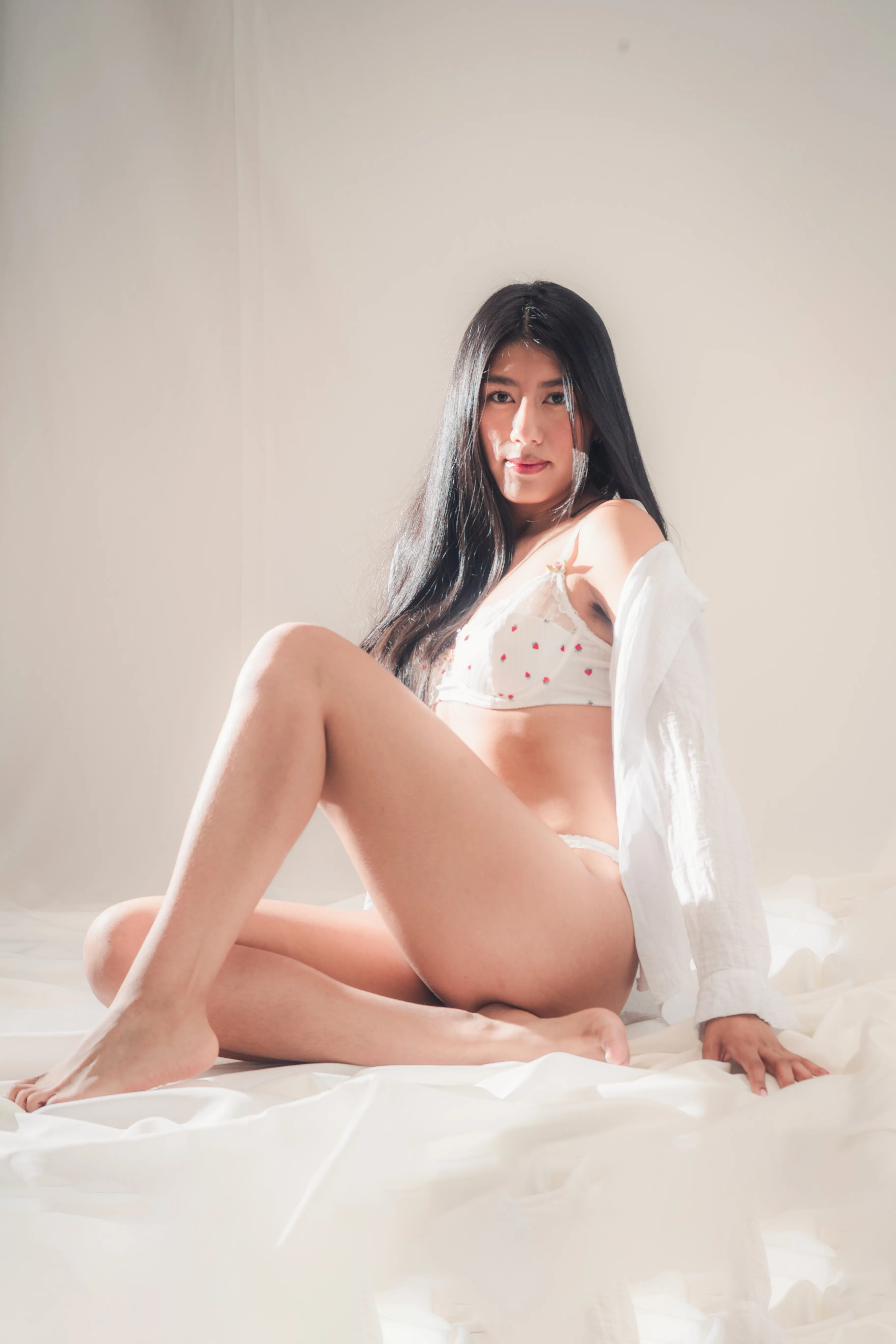 Live sex webcam photo for CarlyCarla #8237568