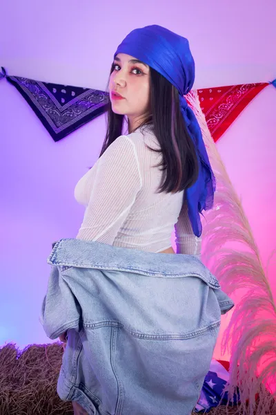 Live sex webcam photo for JeyLee #6335790