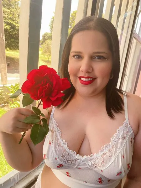 Live sex webcam photo for Kiara_Scottt #6446334