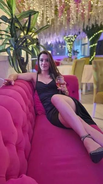 Live sex webcam photo for PHOENYIXX #6370965