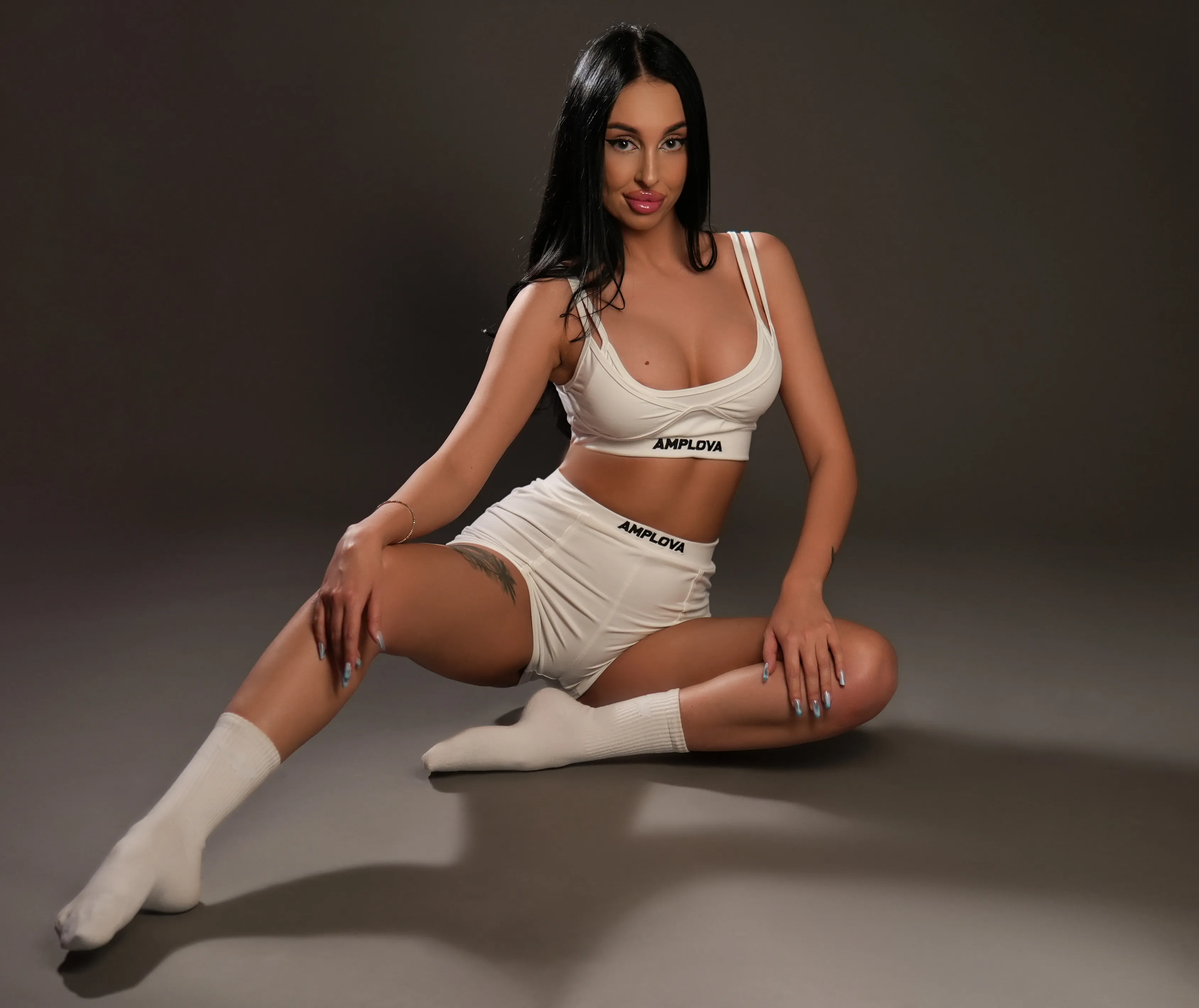 Live sex webcam photo for KairaAndrews #8492865