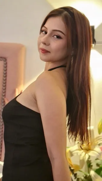 Live sex webcam photo for NycolleBran #6757730