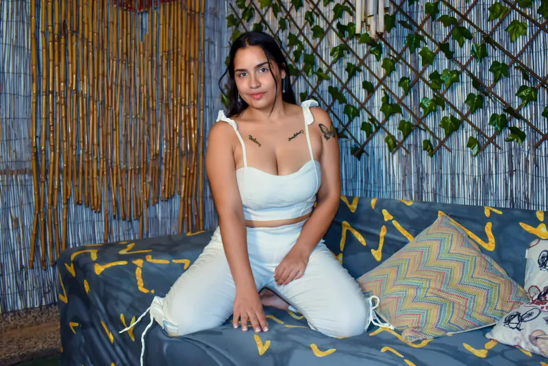 Live sex webcam photo for RachelKhan #6304287