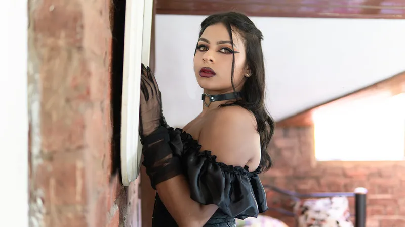 Live sex webcam photo for LindaFranco #6526530