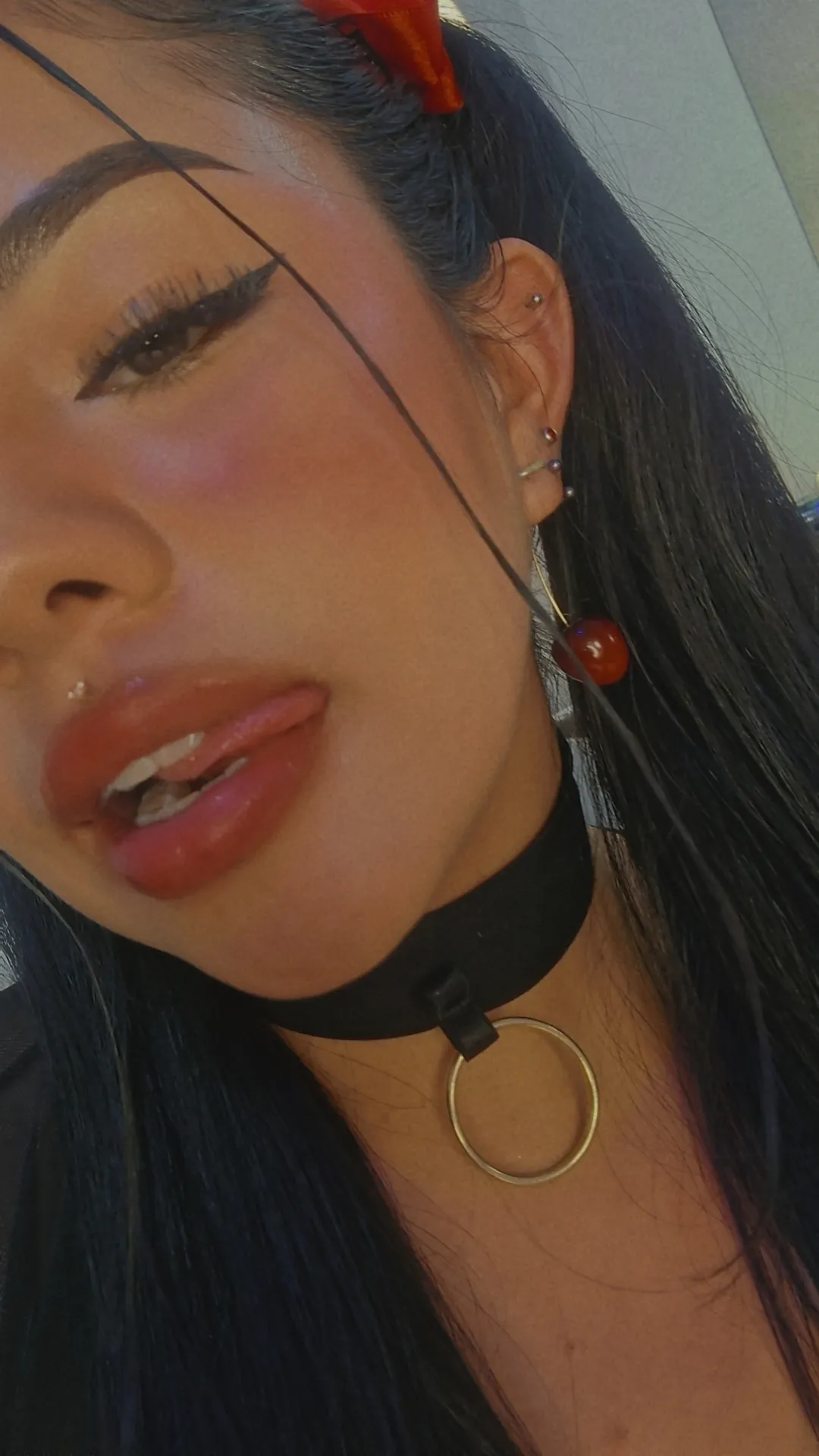 Live sex webcam photo for LilyVegaa #7890180