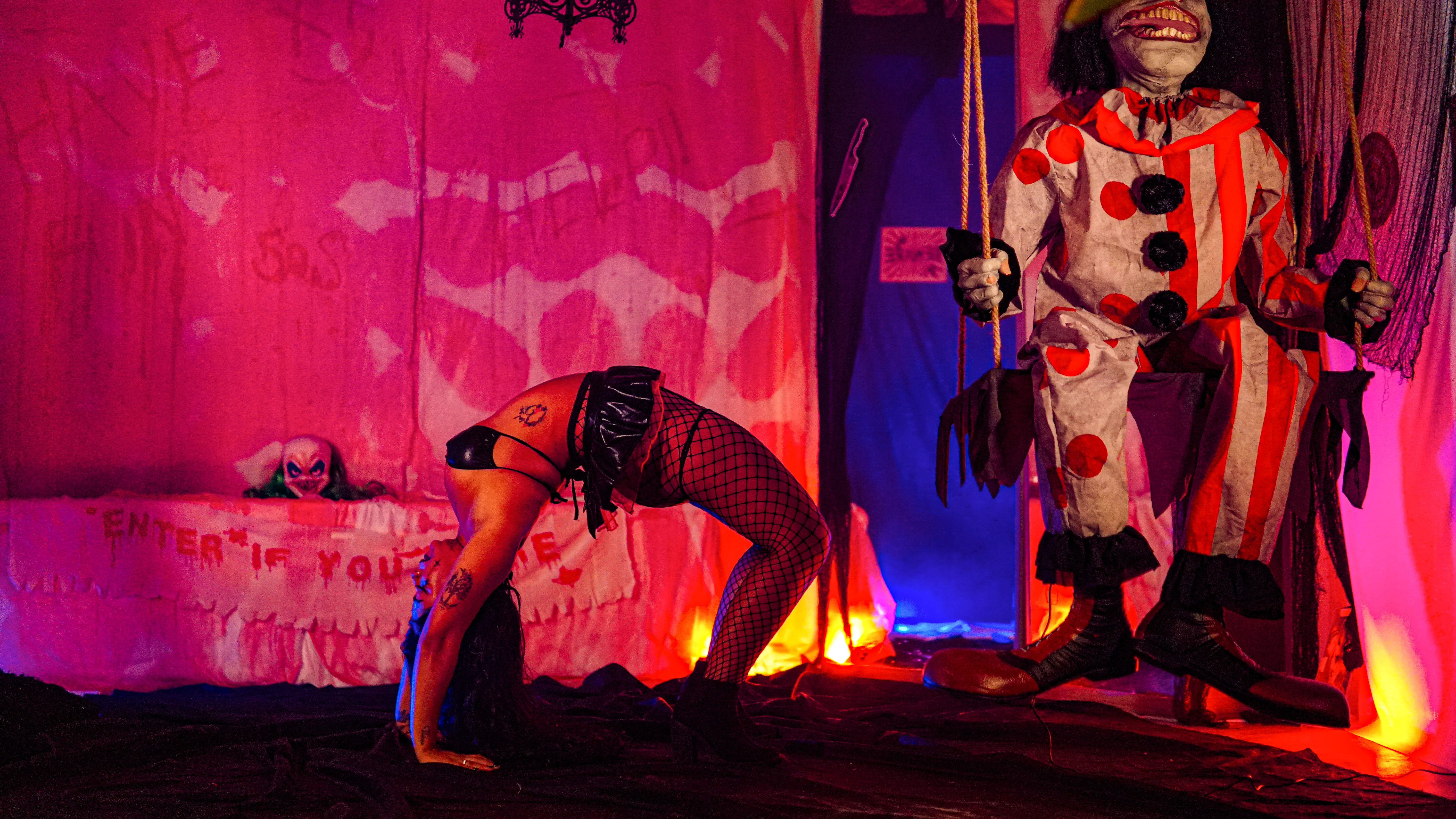 Live sex webcam photo for LilyVegaa #7890129