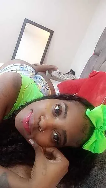 Live sex webcam photo for ThasaJohso #6353211