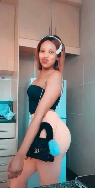 Live sex webcam photo for SexyDarkBeautyxxxx #6336240