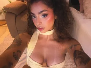 Live sex webcam photo for sofiasantana66 #8563797