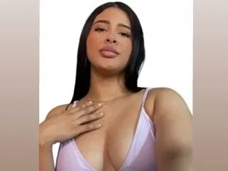 Live sex webcam photo for CarolinaMartinezz #6334898