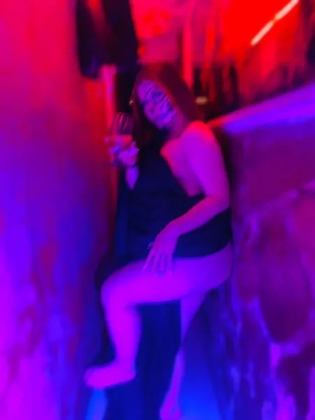 Live sex webcam photo for RoselynArnold #6526520