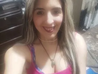 Live sex webcam photo for SweetAngeliLat #6934190