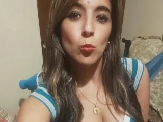 Live sex webcam photo for SweetAngeliLat #6560603