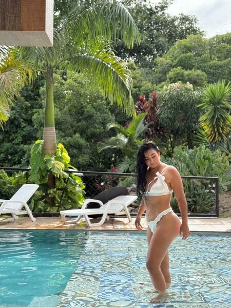 Live sex webcam photo for BETTY_BOOGB #7832535