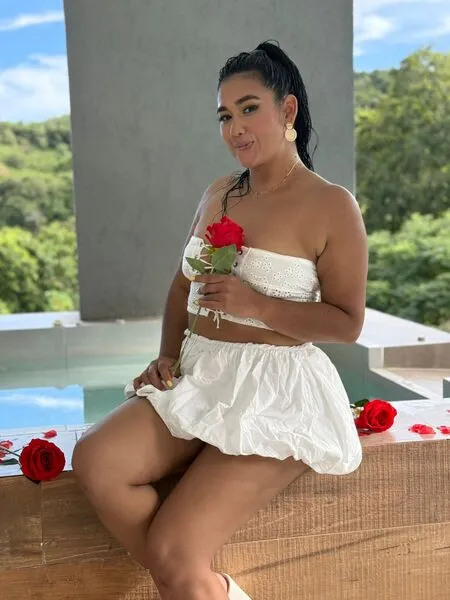 Live sex webcam photo for BETTY_BOOGB #7832556