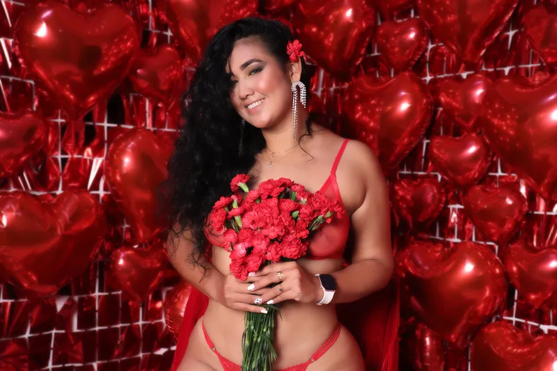 Live sex webcam photo for BETTY_BOOGB #7832533