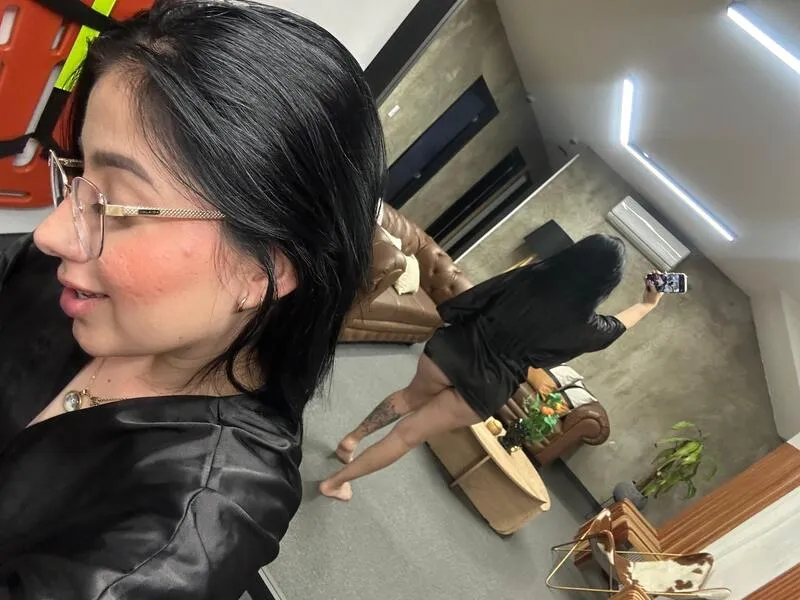 Live sex webcam photo for SussieParker #6377622