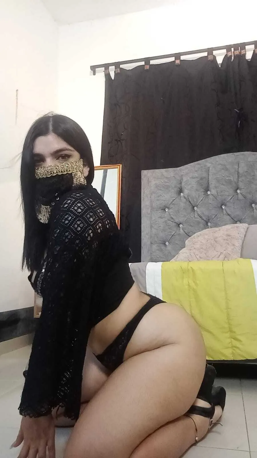 Live sex webcam photo for AniFoxx #8204666
