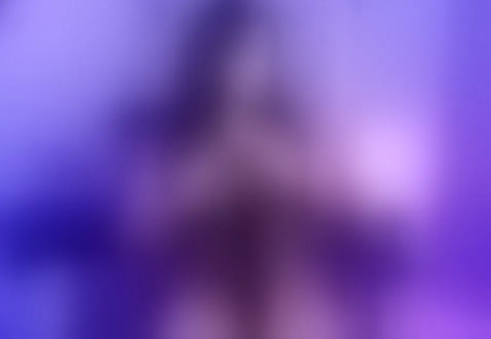 Live sex webcam photo for YennettSphinx #8498637