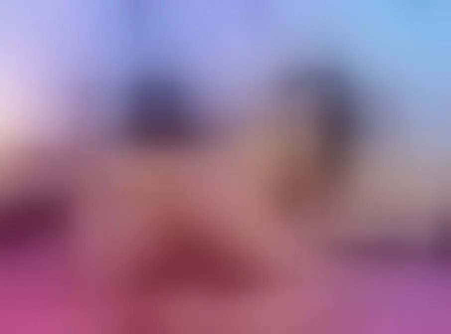 Live sex webcam photo for YennettSphinx #8498644