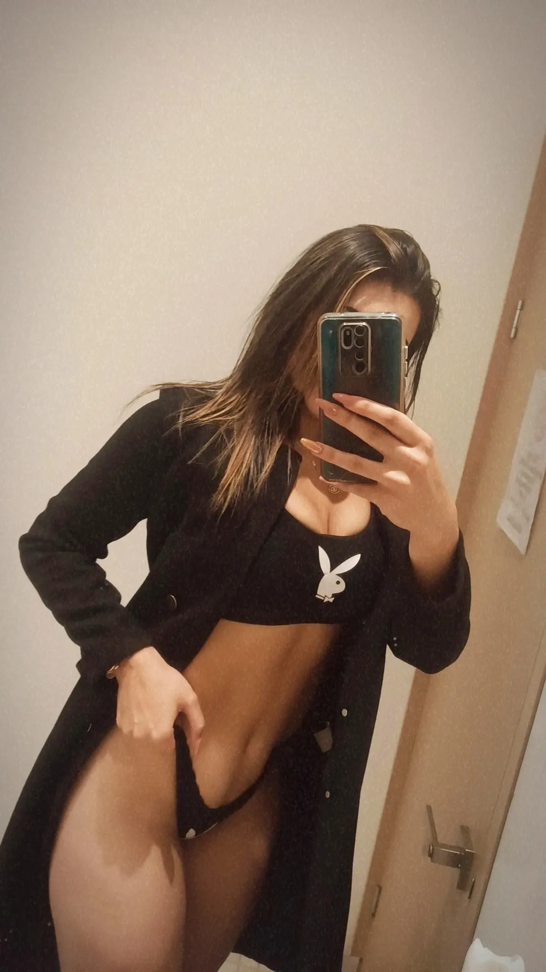 Live sex webcam photo for YennettSphinx #7381810