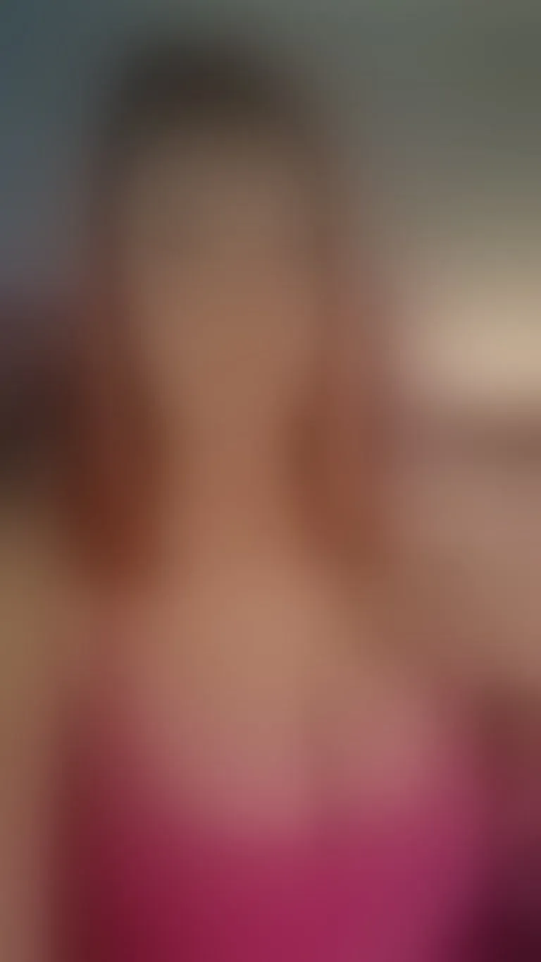 Live sex webcam photo for VictoriaField #8667908