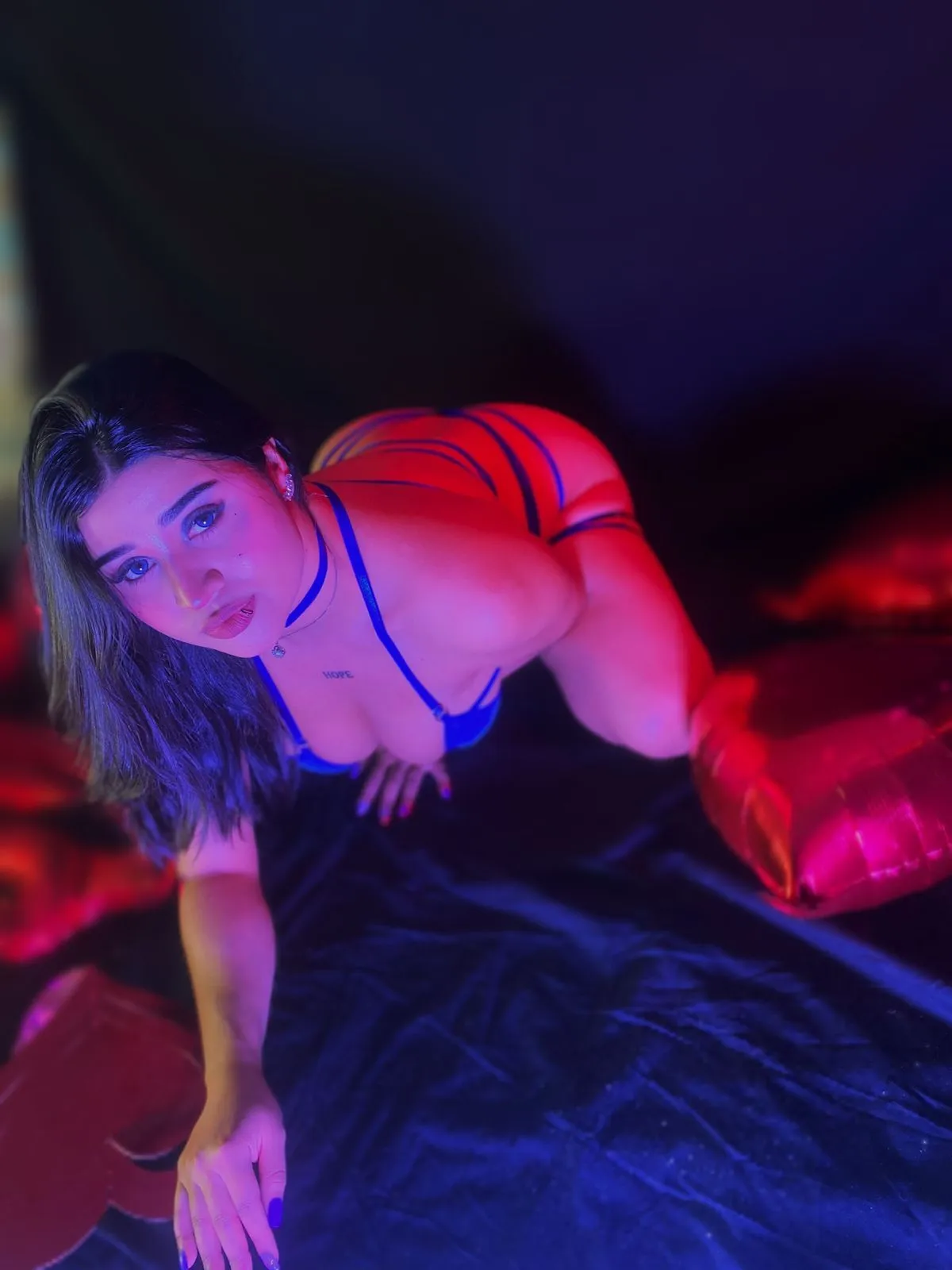 Live sex webcam photo for VenusCris #8259444