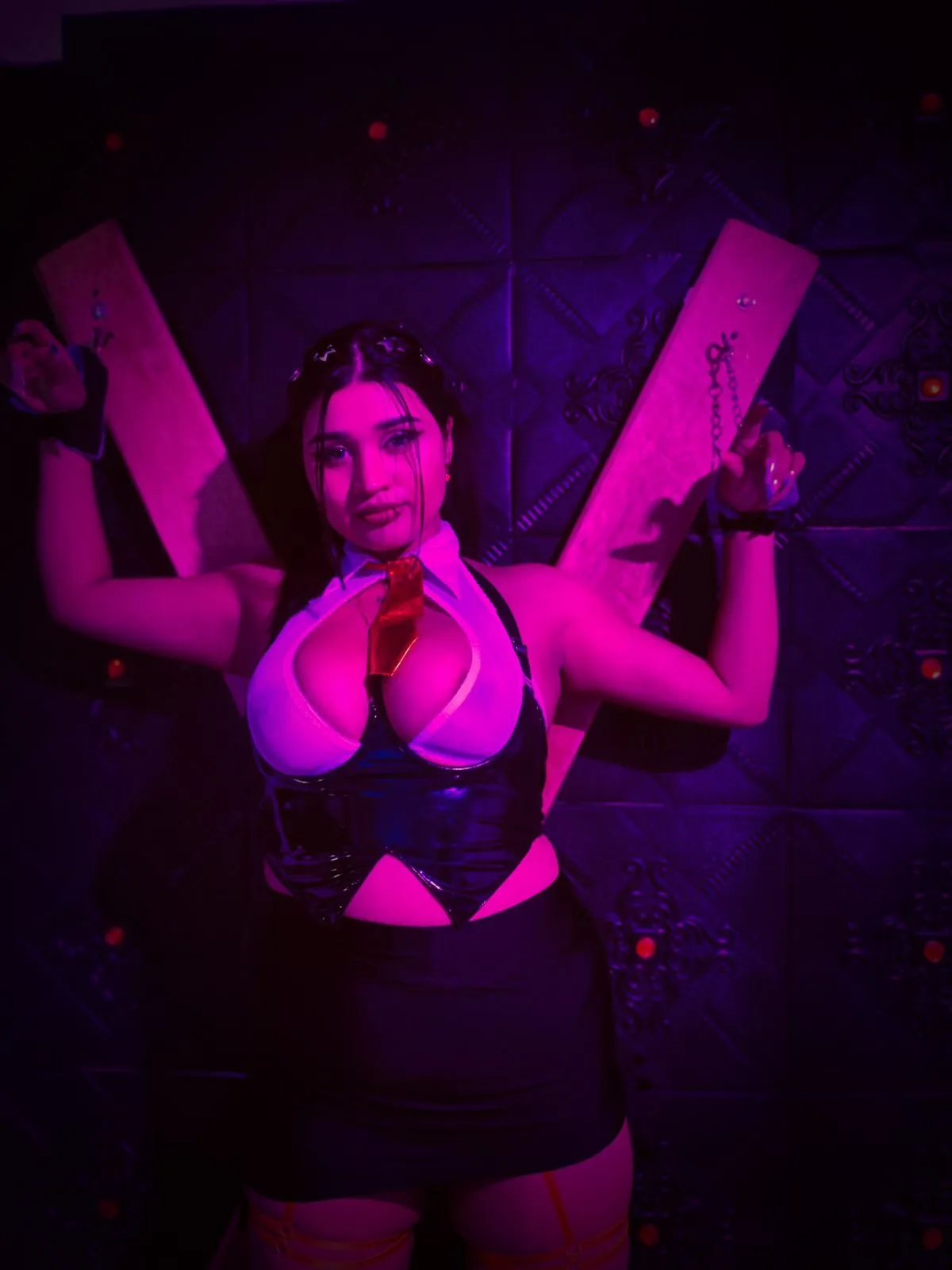 Live sex webcam photo for VenusCris #7864885