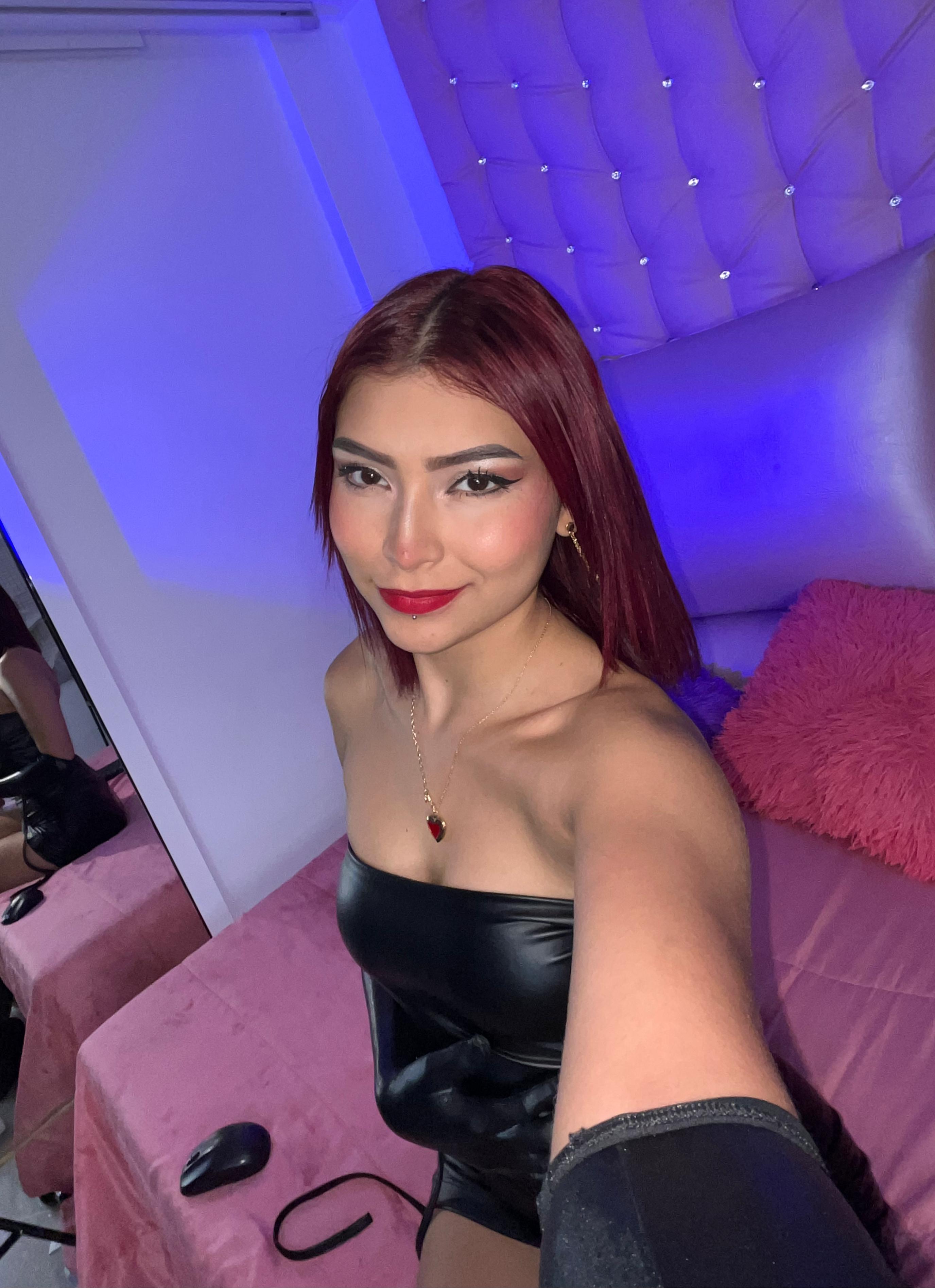 Live sex webcam photo for NoahCollins #7288014