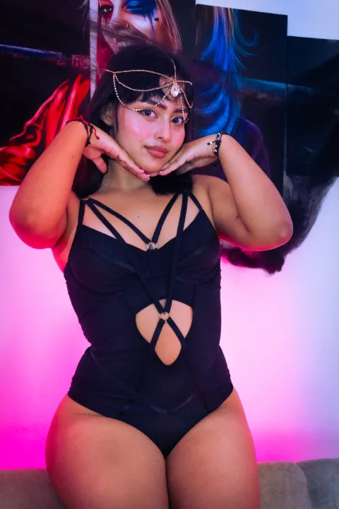 Live sex webcam photo for KimVelezz #7290028