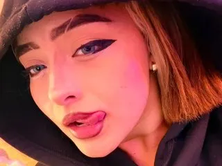 Live sex webcam photo for KimVelezz #8708304