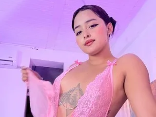 Live sex webcam photo for KimVelezz #7739252