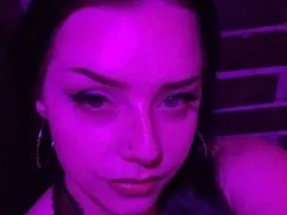 Live sex webcam photo for Lust4Liza #6424619