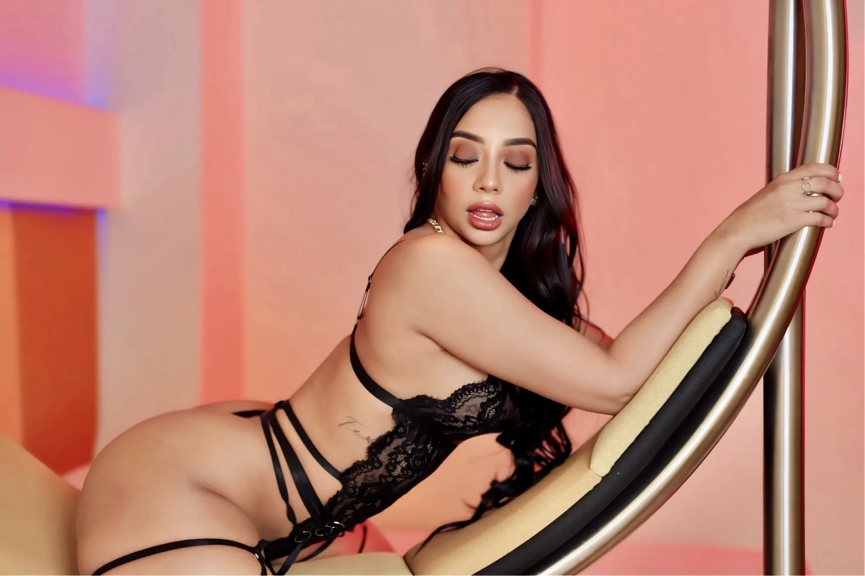 Live sex webcam photo for juliettamilleer #7216657