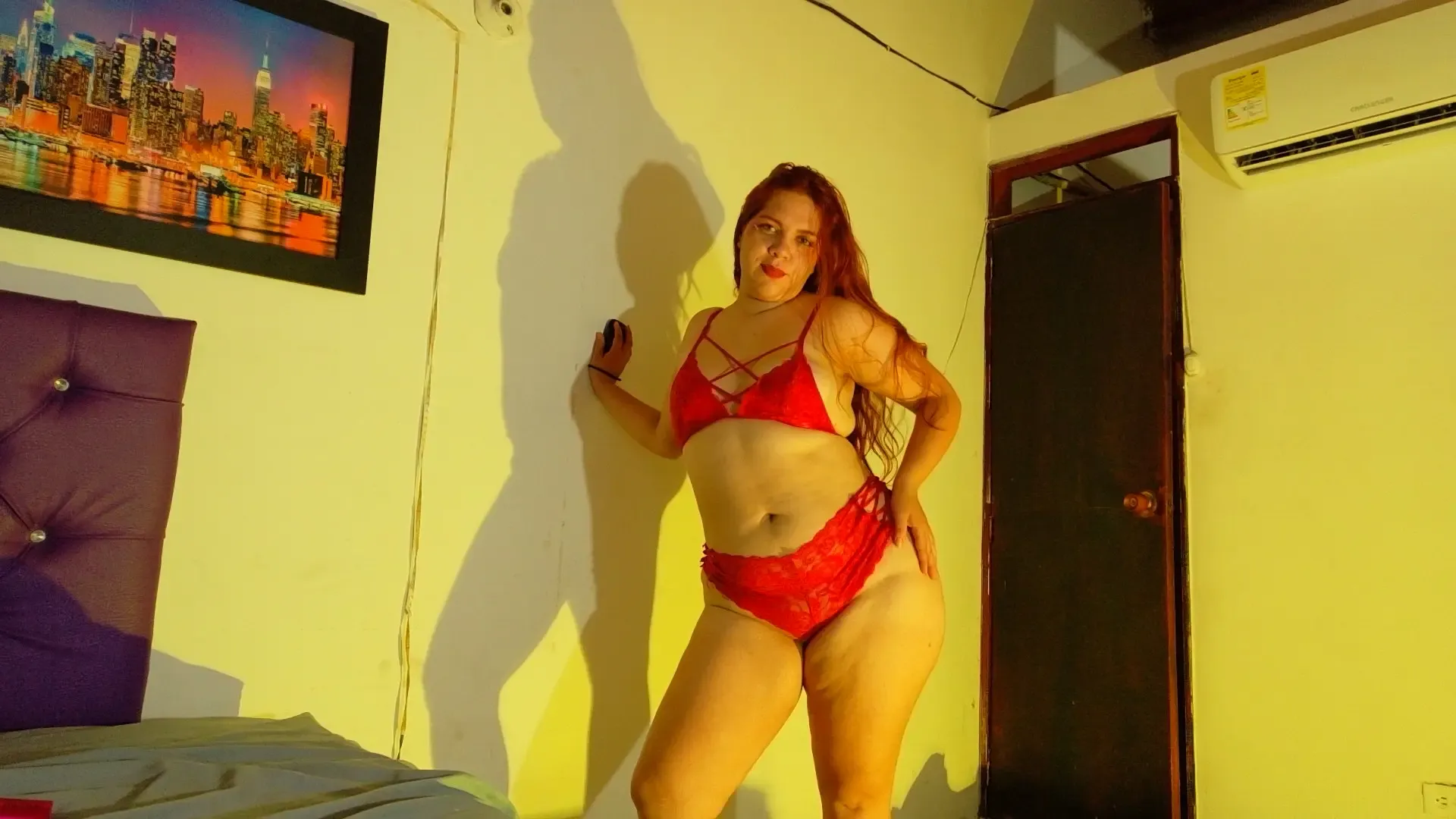 Live sex webcam photo for kinkykiitty #8693306